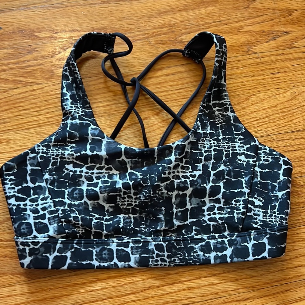 Soul Cycle Sports Bra Size Small Snake Skin (new without tags)